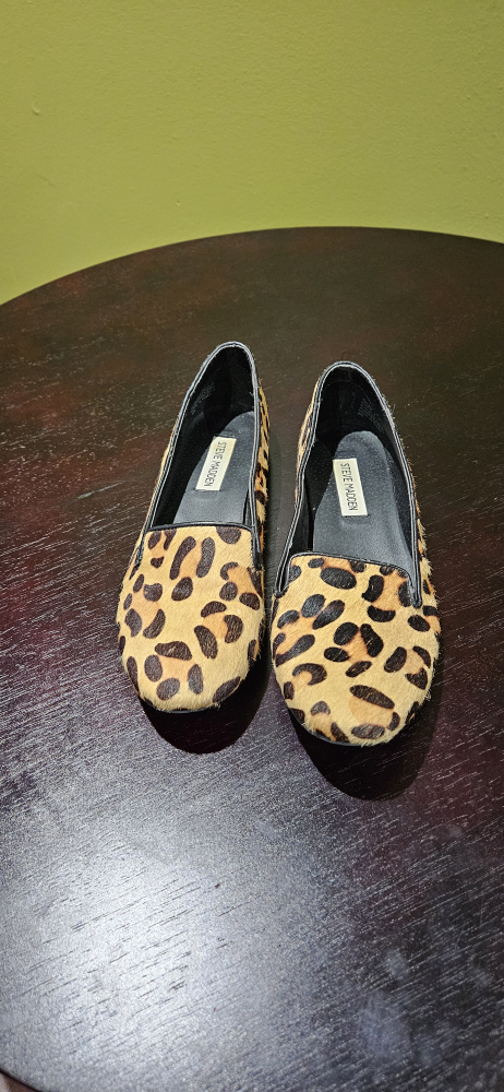 Steve Madden Leopard Cow Hair Loafers - Size 9