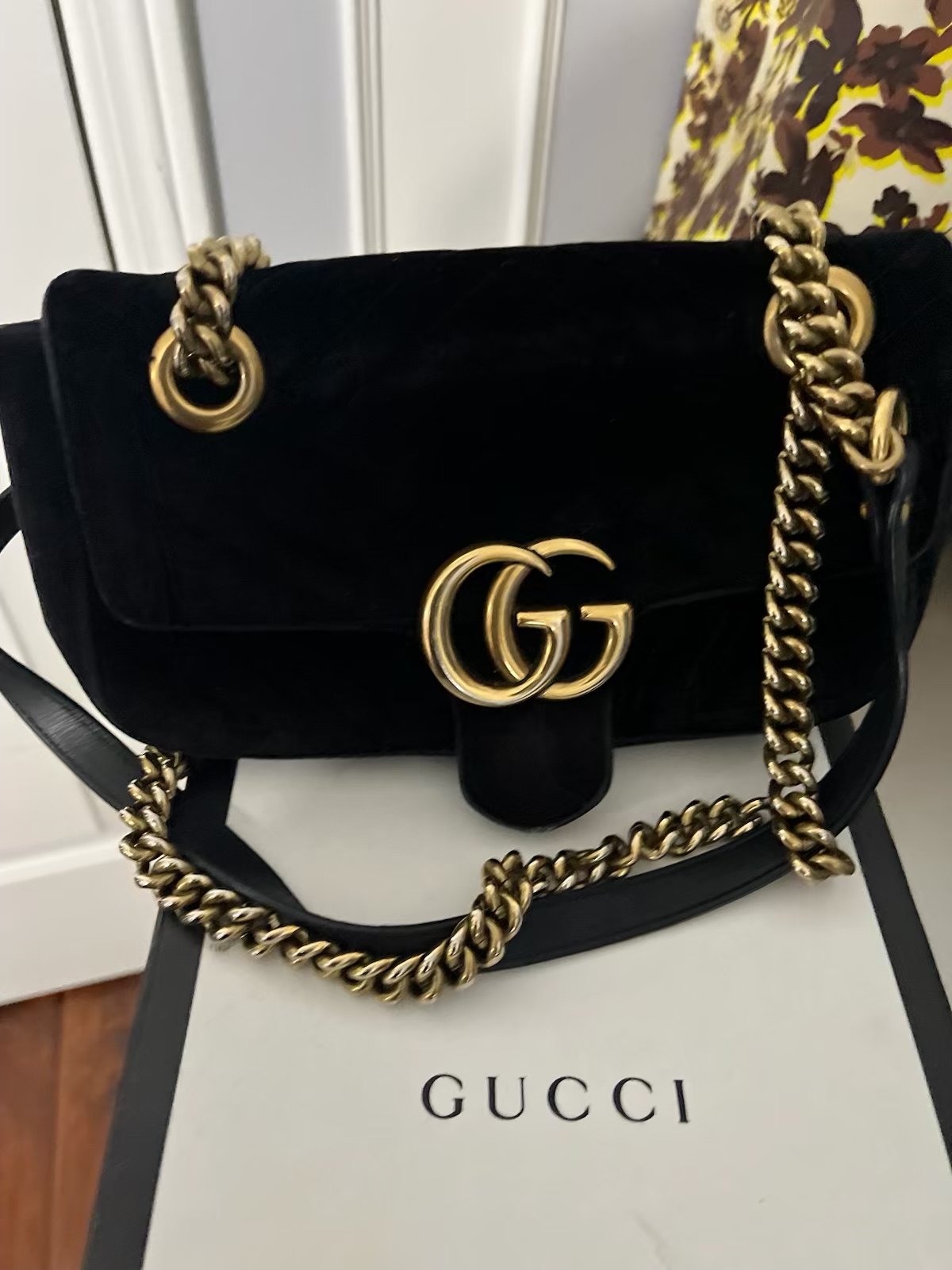 Gucci shoulder purse