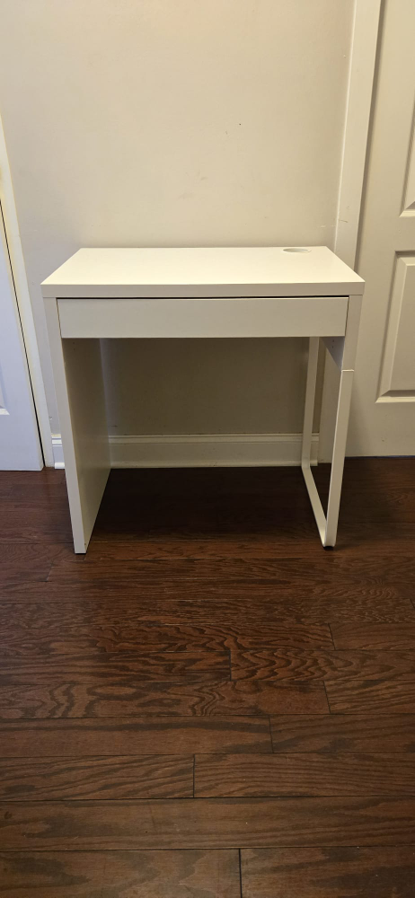 White Desk with Drawer