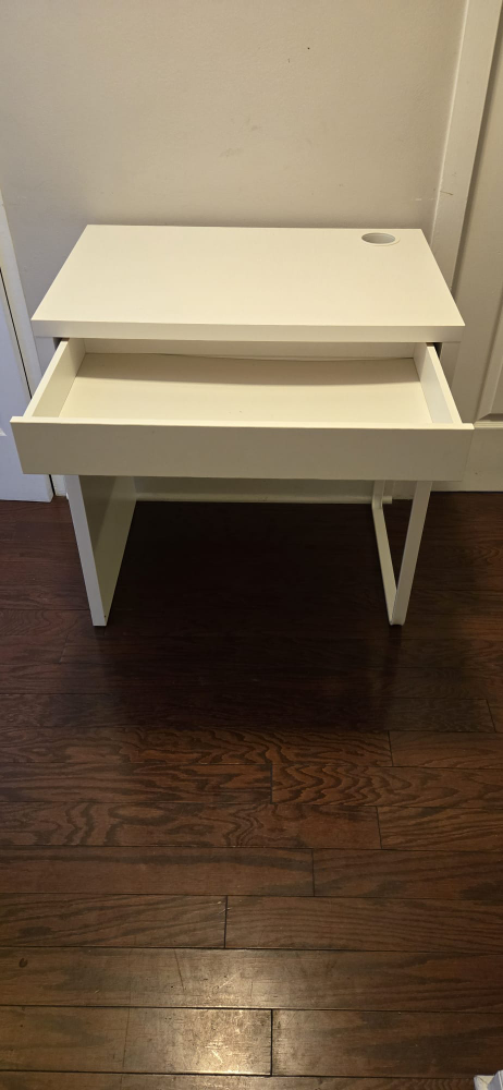 White Desk with Drawer - photo 3