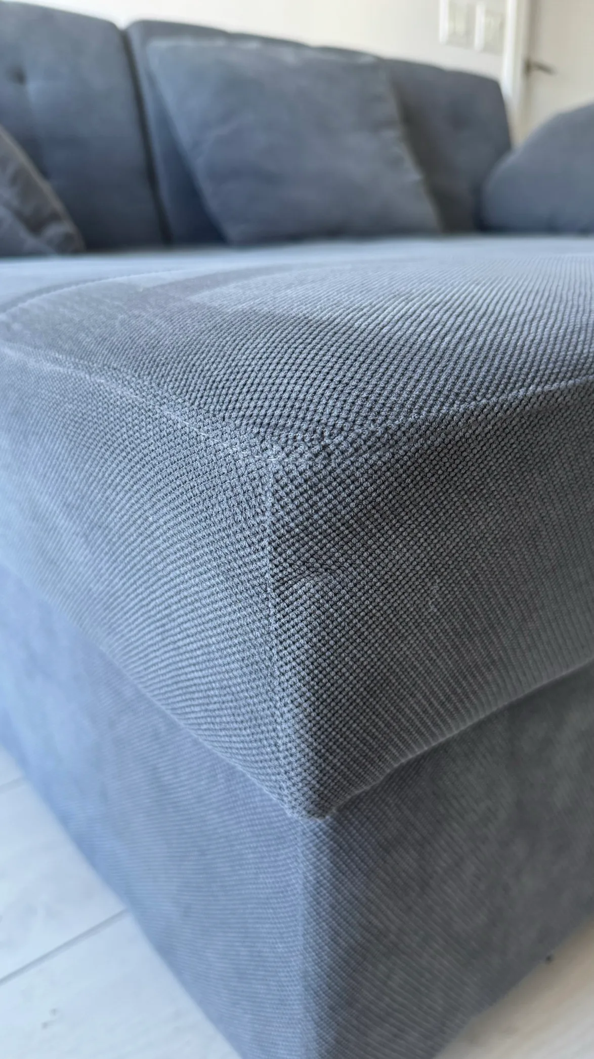 Sectional sofa-bed image indicator(4)