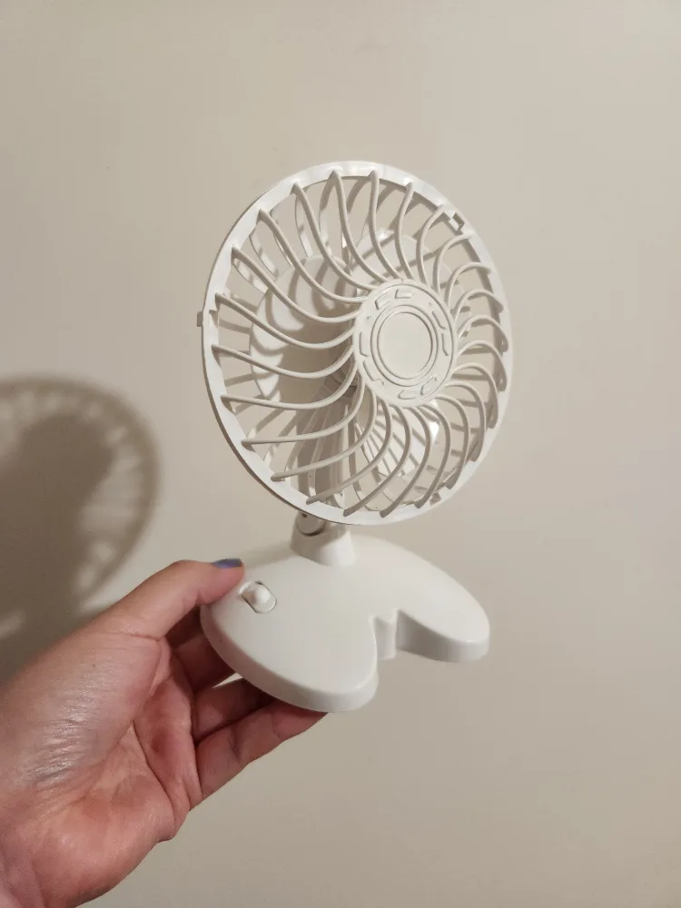 #freecycle Mini Electric Fan Battery Powered thumbnail