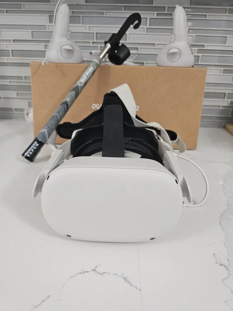 Meta Quest 2 VR Headset image indicator(2)