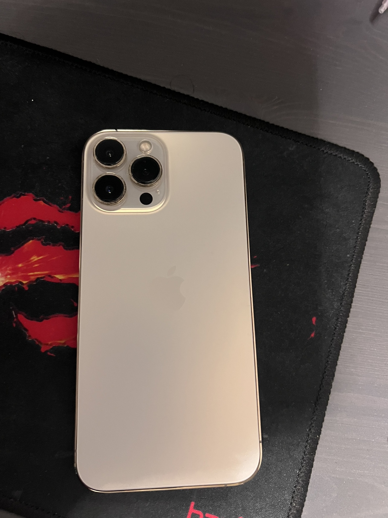 iPhone 13 Pro Max - Gold - photo 2