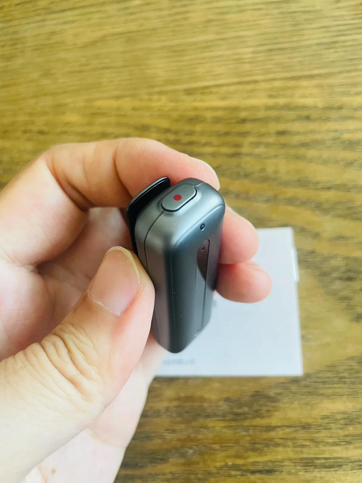 IFLYTEK  voice recorder and translator image indicator(4)