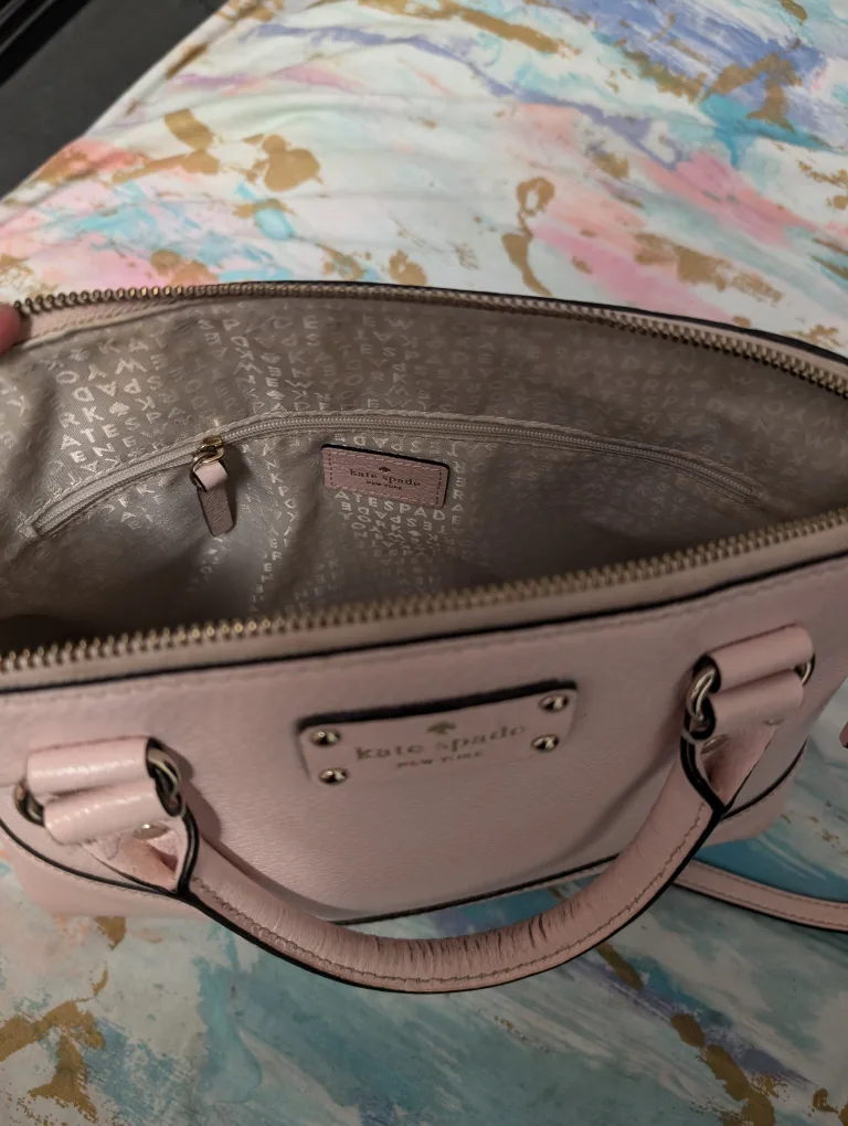 Kate Spade Pink Handbag image indicator(2)