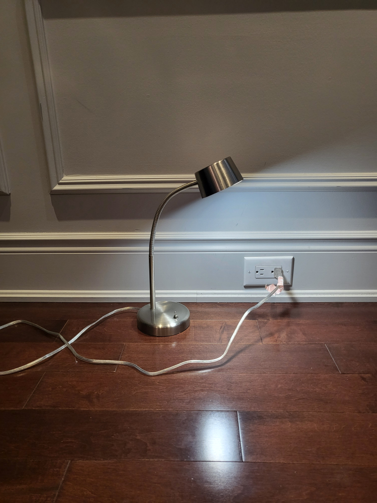 Small Desk Lamp - photo 2