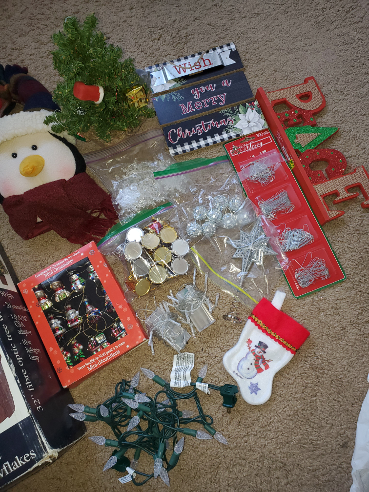 Christmas Decor Bundle - photo 4