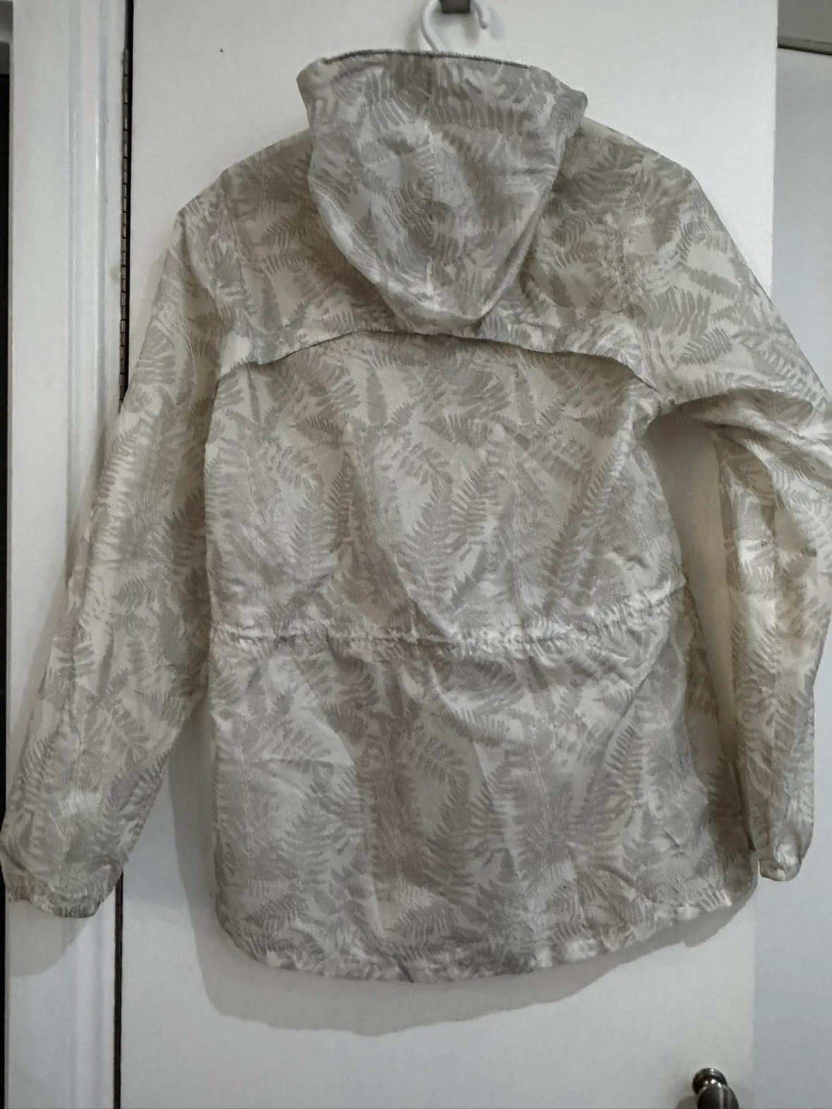 Decathlon Women's Light Rain Jacket image indicator(2)