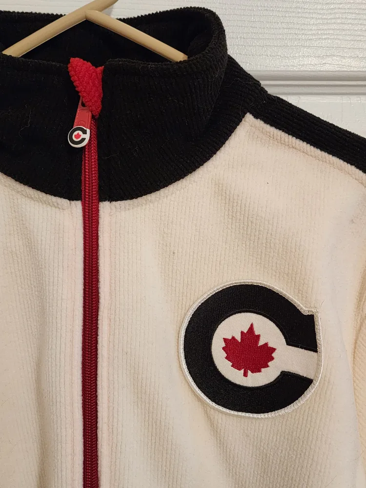 2010 Olympics x Hudson's Bay jacket image indicator(5)