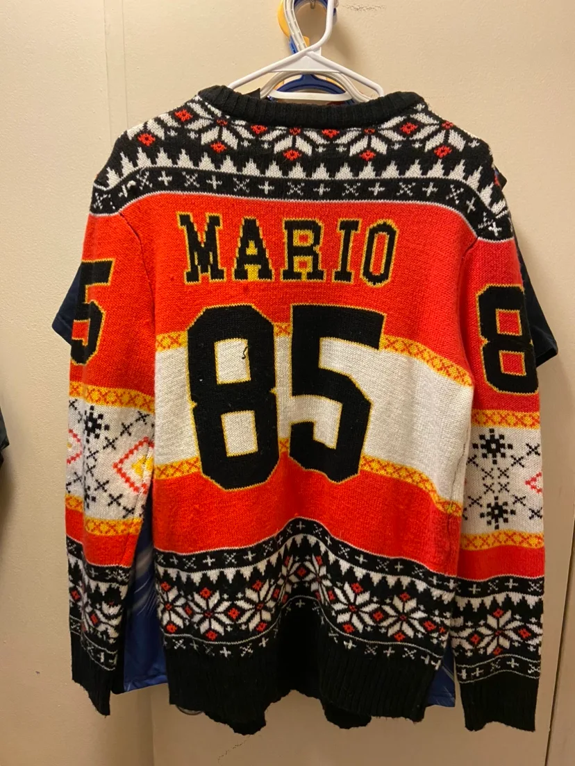 Super Mario Christmas sweater jersey image indicator(2)