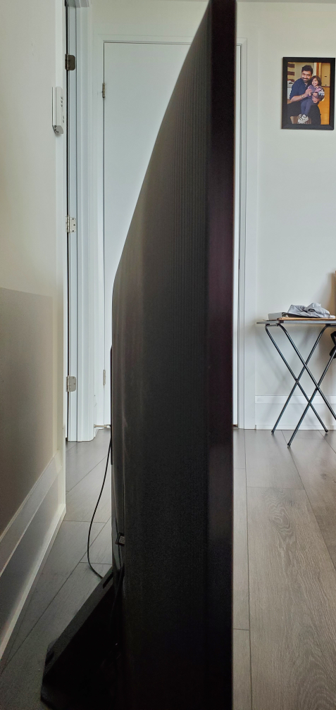 Samsung 55" QLED 4K Q80C and Soundbar with Subwoofer - photo 4