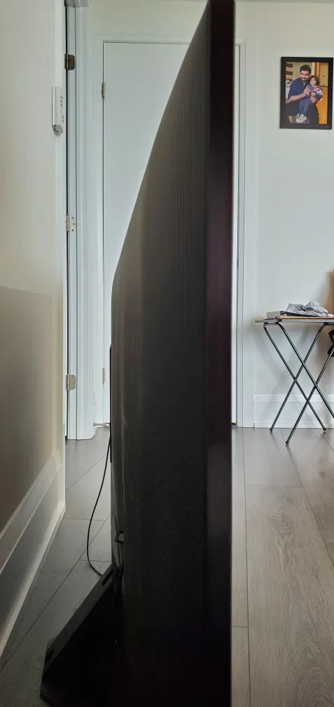 Samsung 55" QLED 4K Q80C and Soundbar with Subwoofer image indicator(4)