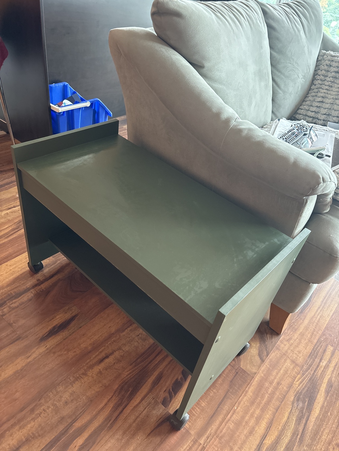 Side Table/ Coffee Table with wheels - photo 2