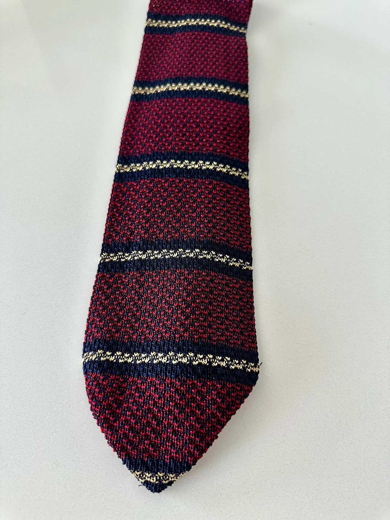 Vintage 100% Silk Ties image indicator(8)