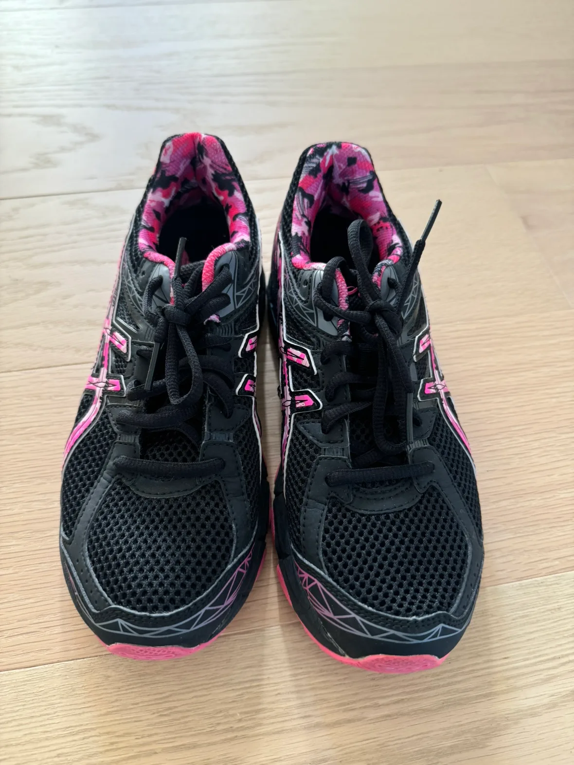 ASICS GT-1000 Women's Running Shoes image indicator(2)