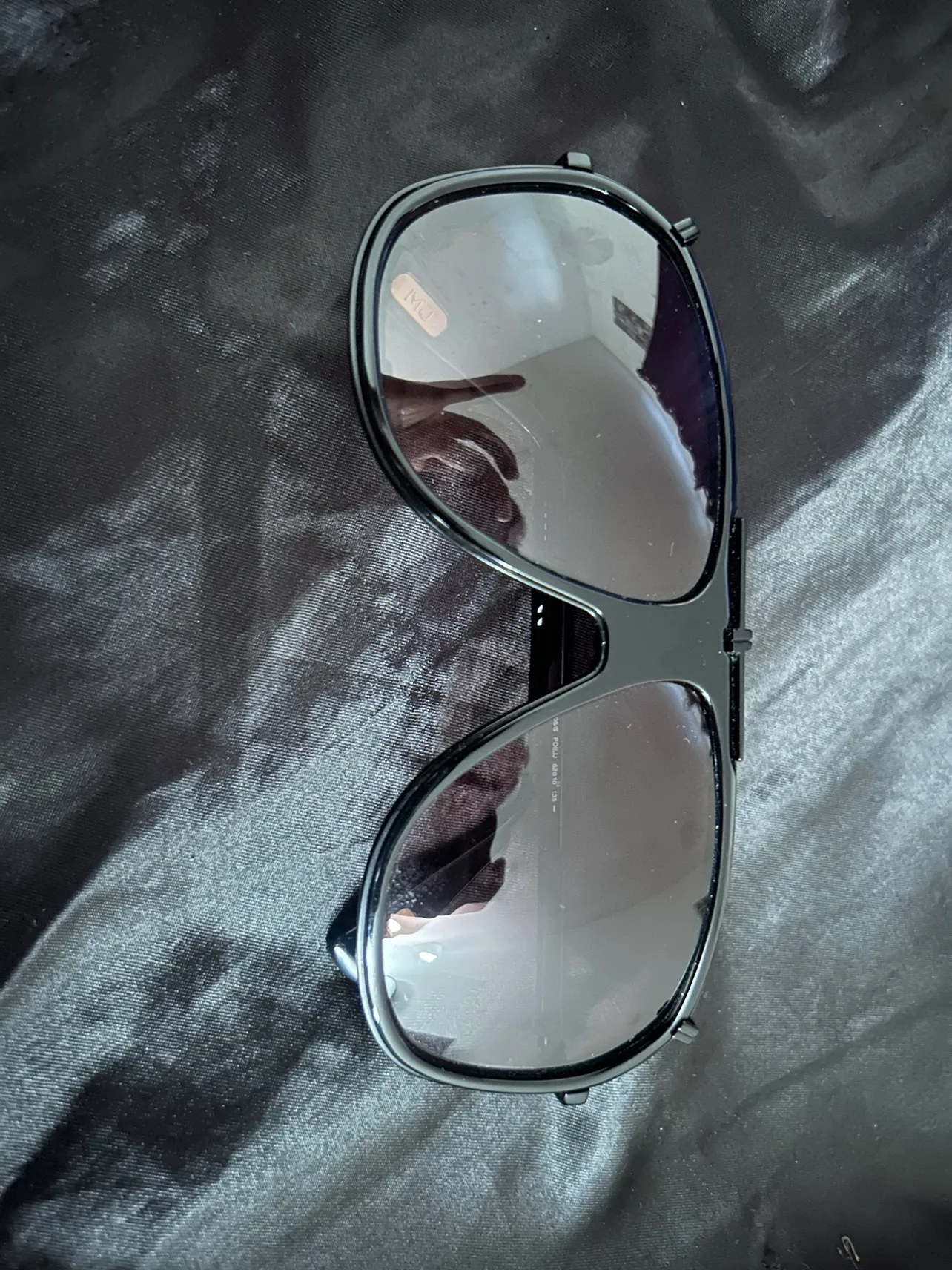 Marc Jacobs Sunglasses image indicator(2)
