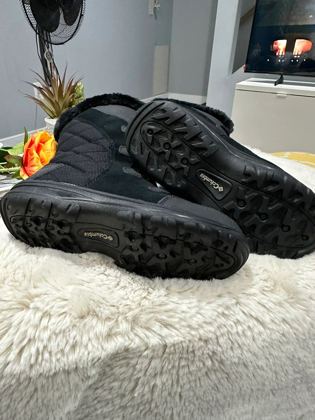 Women Columbia winter boots size 6 image indicator(7)