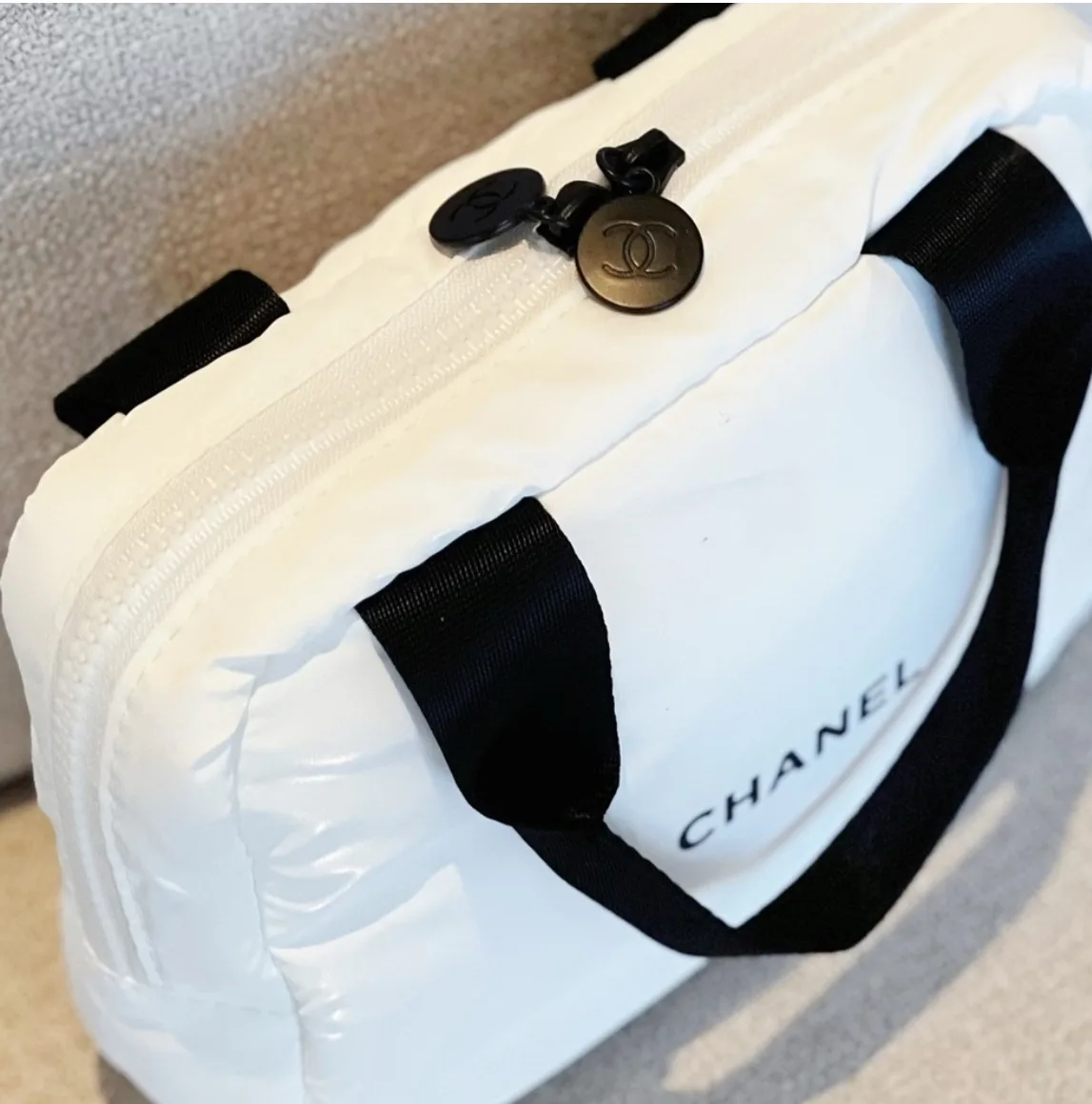 Chanel Beauty Bag thumbnail