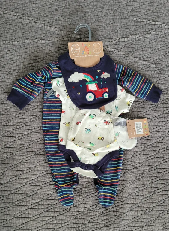 5 Piece Baby Set 0-3M thumbnail