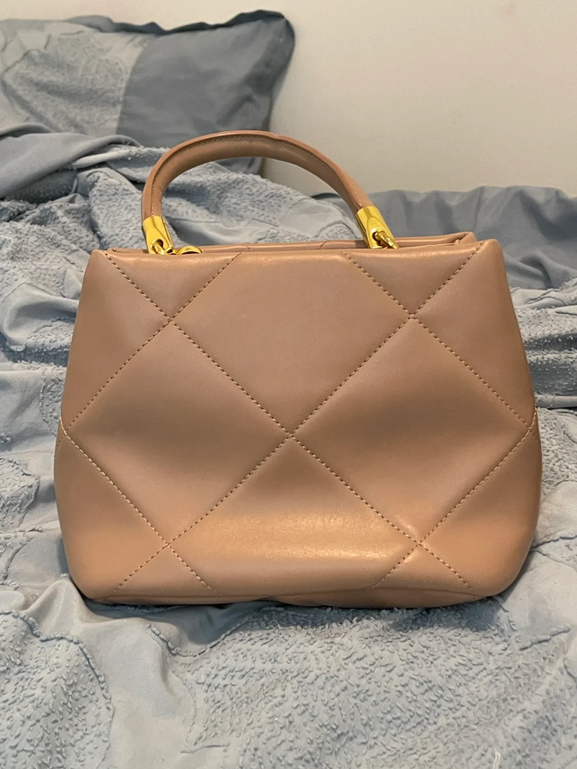 Valentino Feature Pink Quilted Handbag image indicator(3)