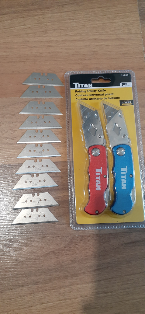 Titan Folding Utility Knife 2 Pack with Blades - photo 5