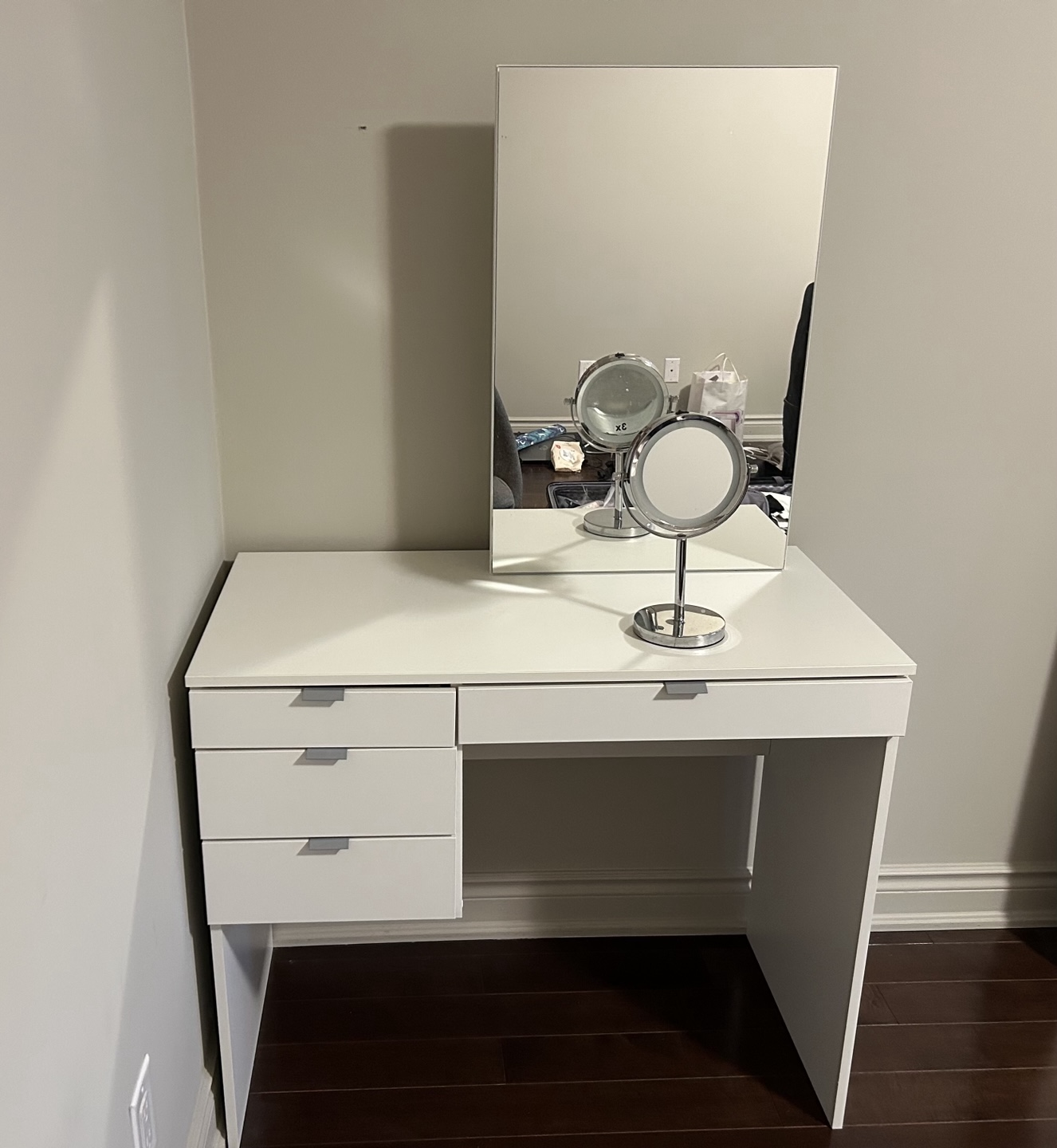 White Vanity Desk