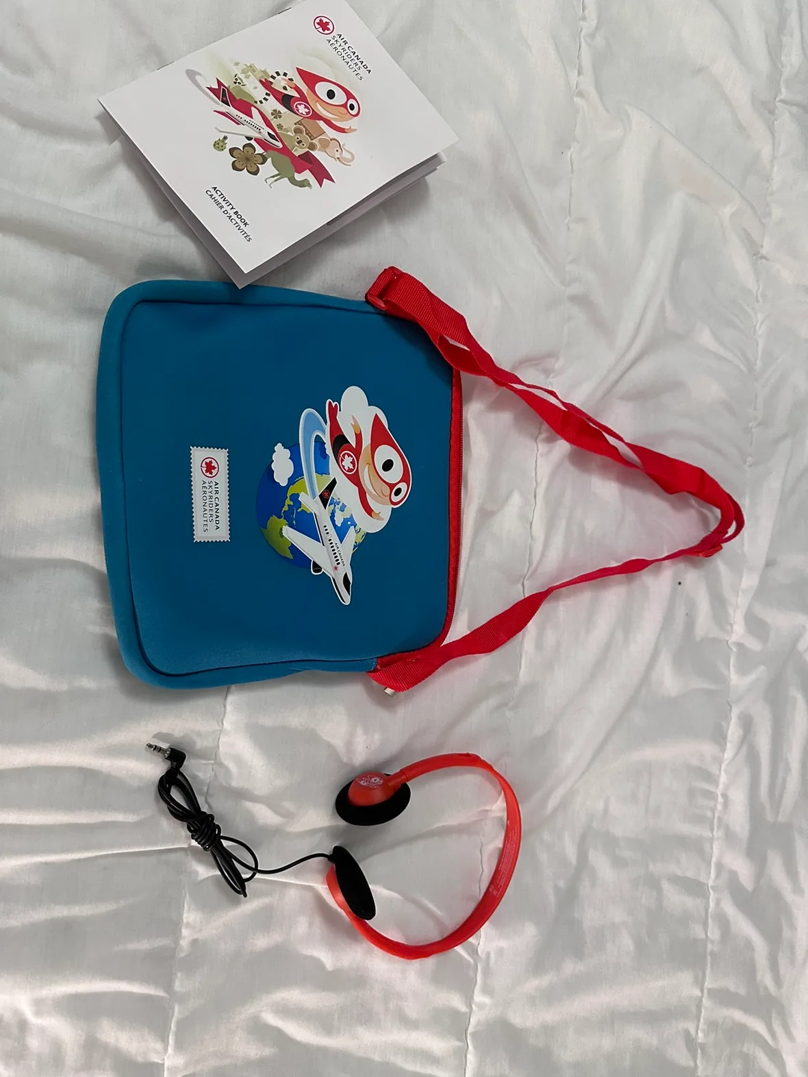 New kids headset activity bag coloring book #freecycle thumbnail