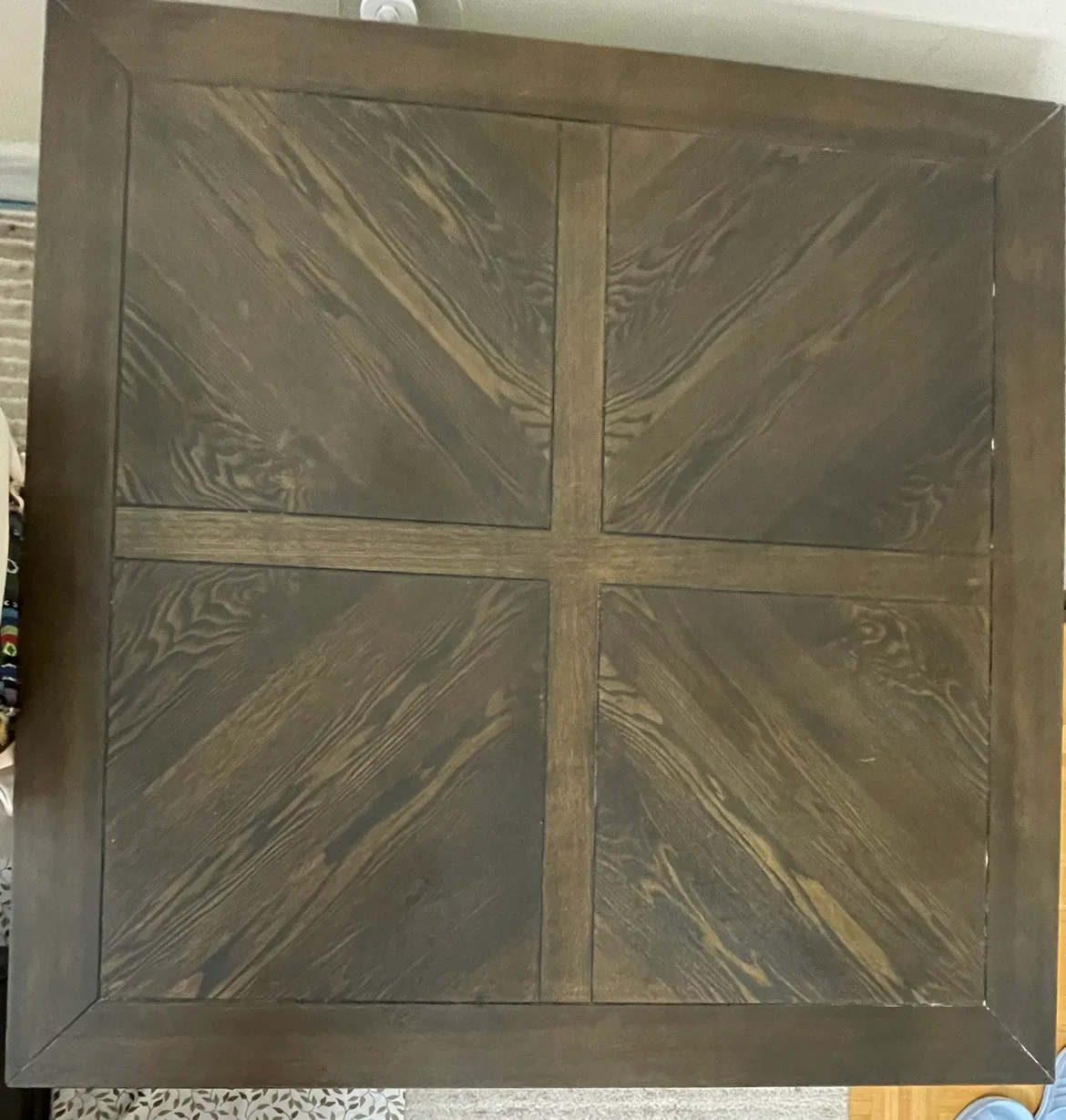 Square center Table image indicator(2)