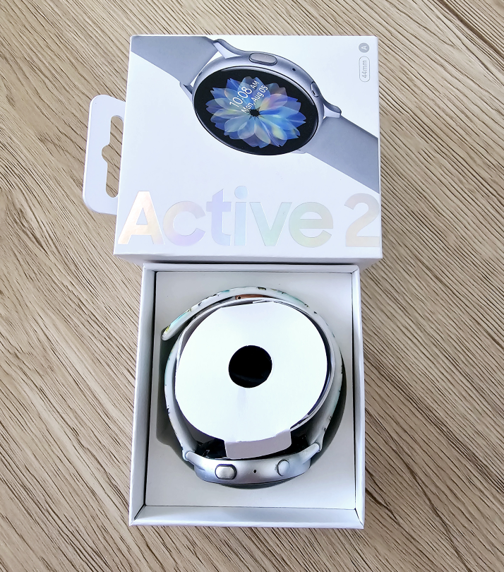 Samsung Galaxy Watch Active 2 AND 7 extra watch straps! - photo 2