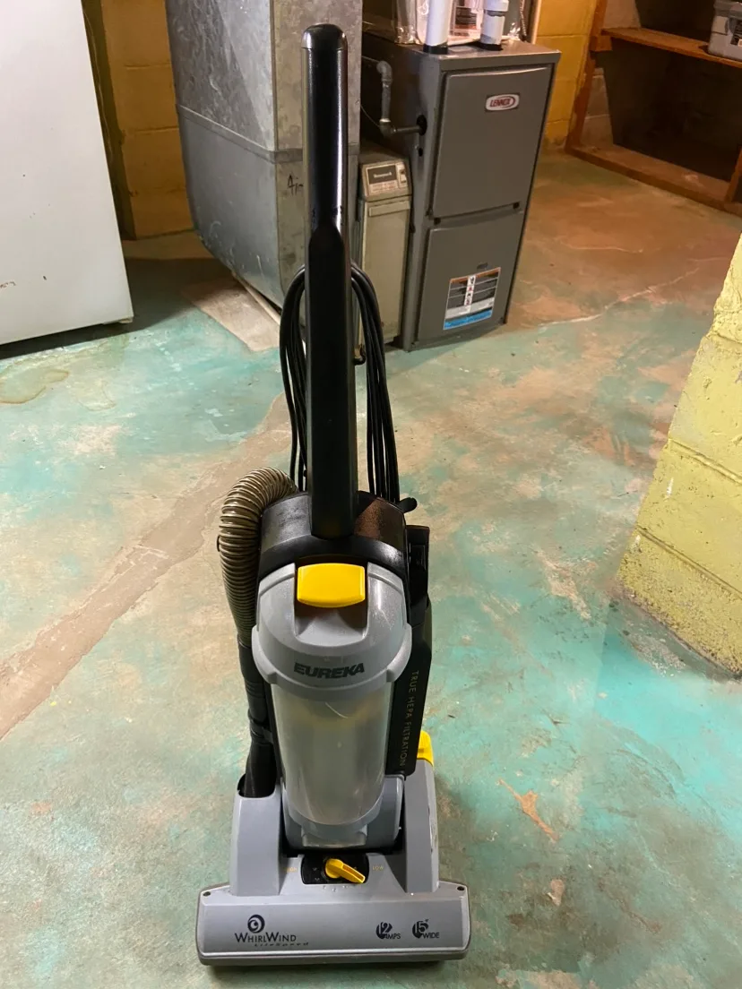 Eureka Vacuum Cleaner image indicator(2)