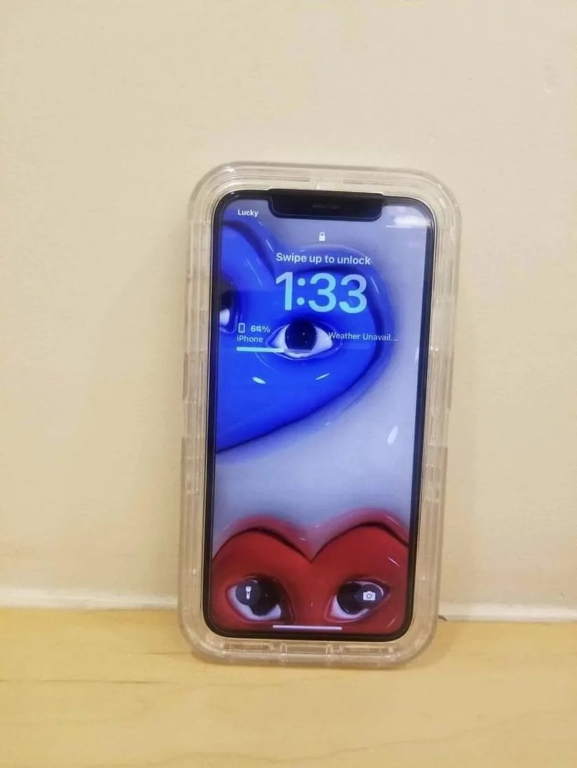 iPhone XR 64gb thumbnail