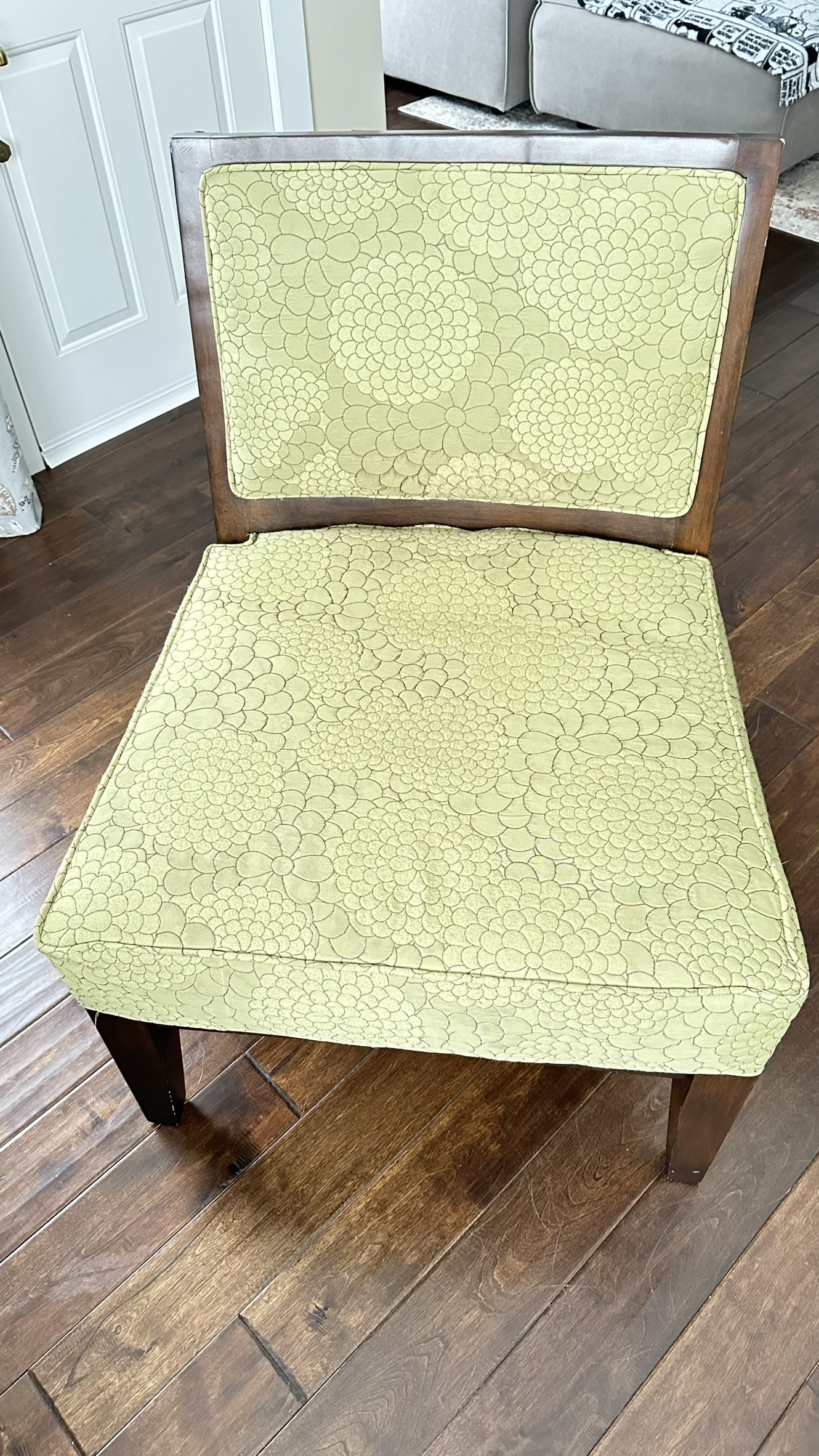 2 Green Floral Accent Chair - photo 3