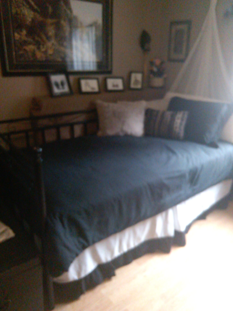 Metal Daybed Frame