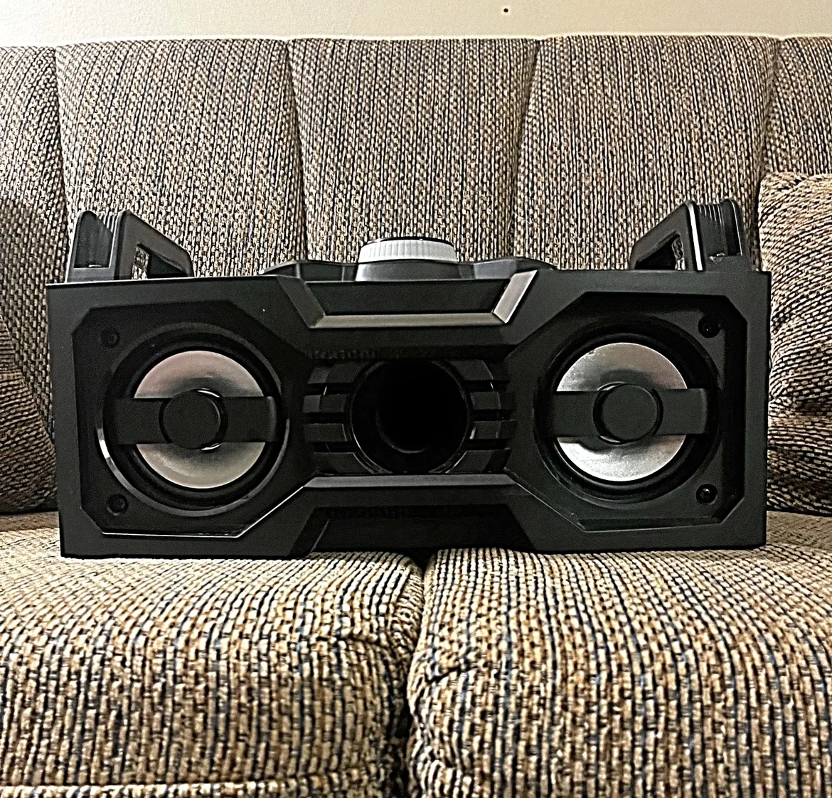 Sharper Image Portable Bluetooth Speaker image indicator(8)