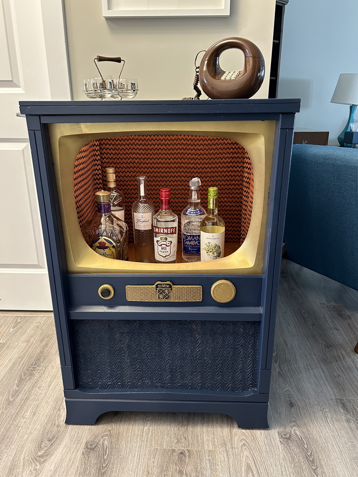 Vintage TV Bar Cart - photo 2