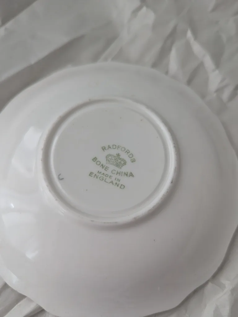 Set of 3 vintage saucers image indicator(5)