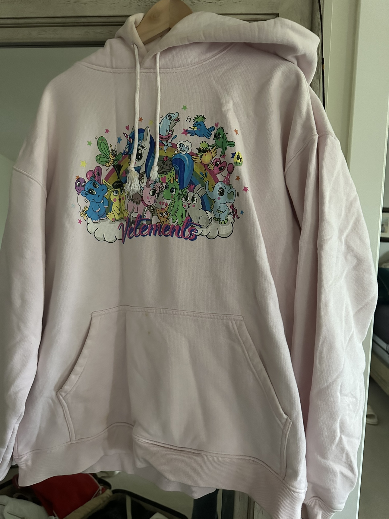 Vetements Pink Cartoon Hoodie - photo 3
