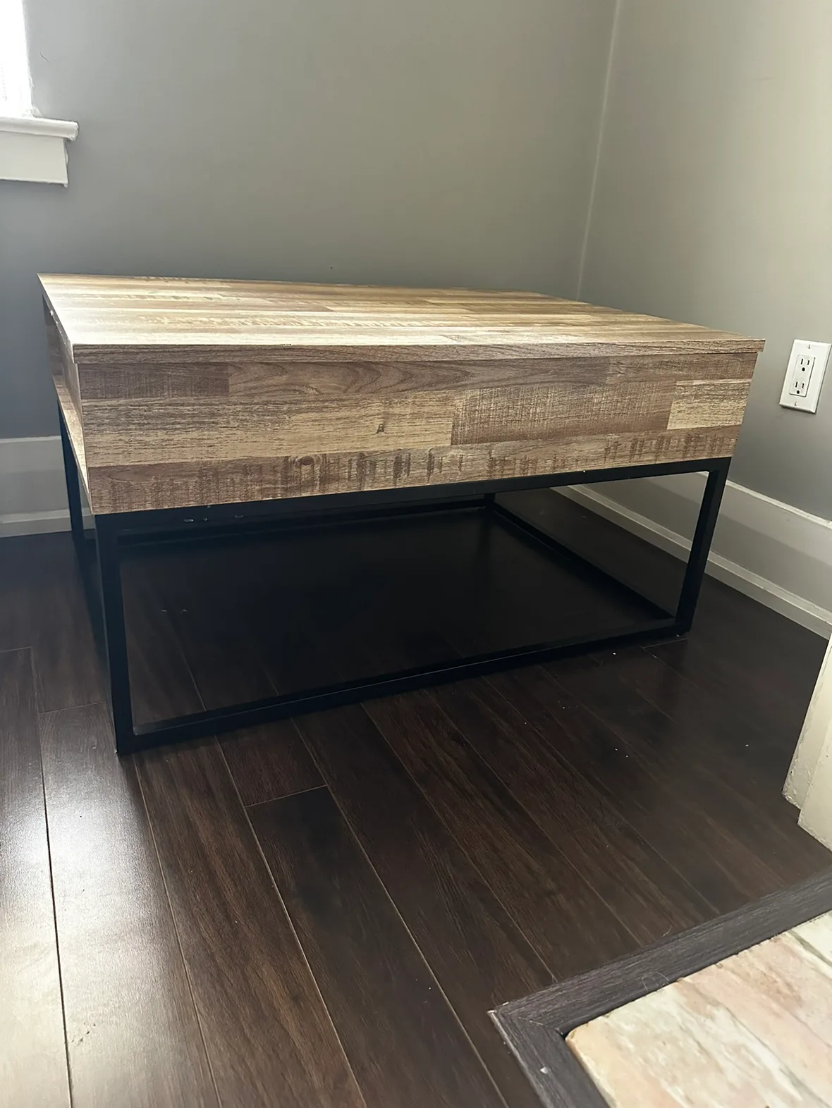 Signature Design by Ashley - Gerdinet Lift Top Coffee Table image indicator(5)