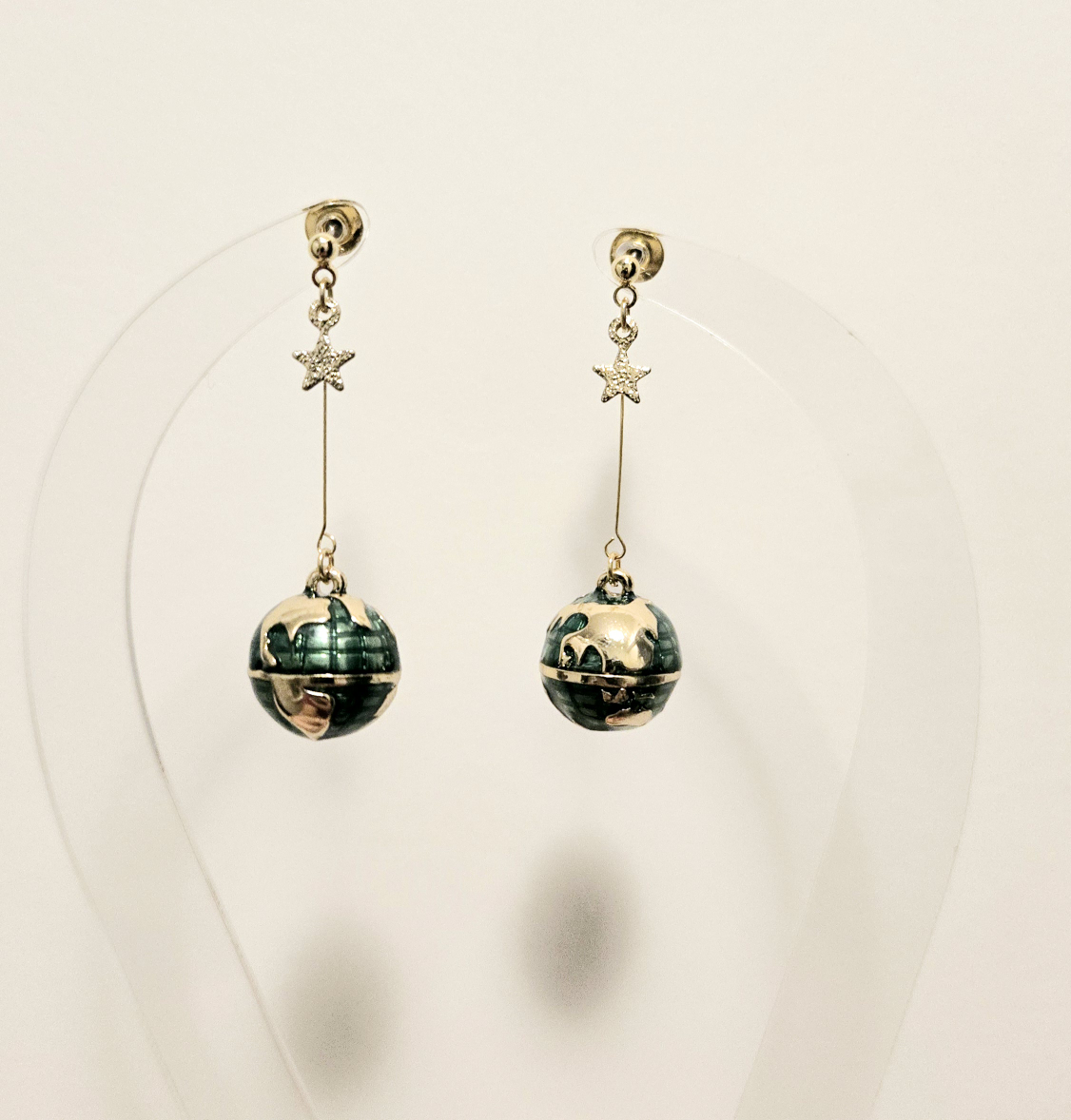 Korea Star Globe Earrings