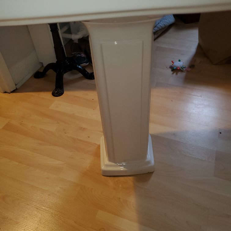 Pedestal Sink - photo 3