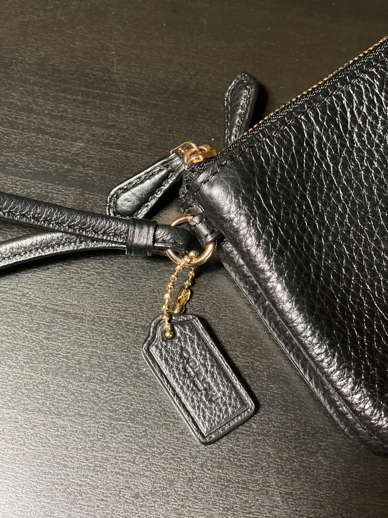Coach Leather Wallet image indicator(3)