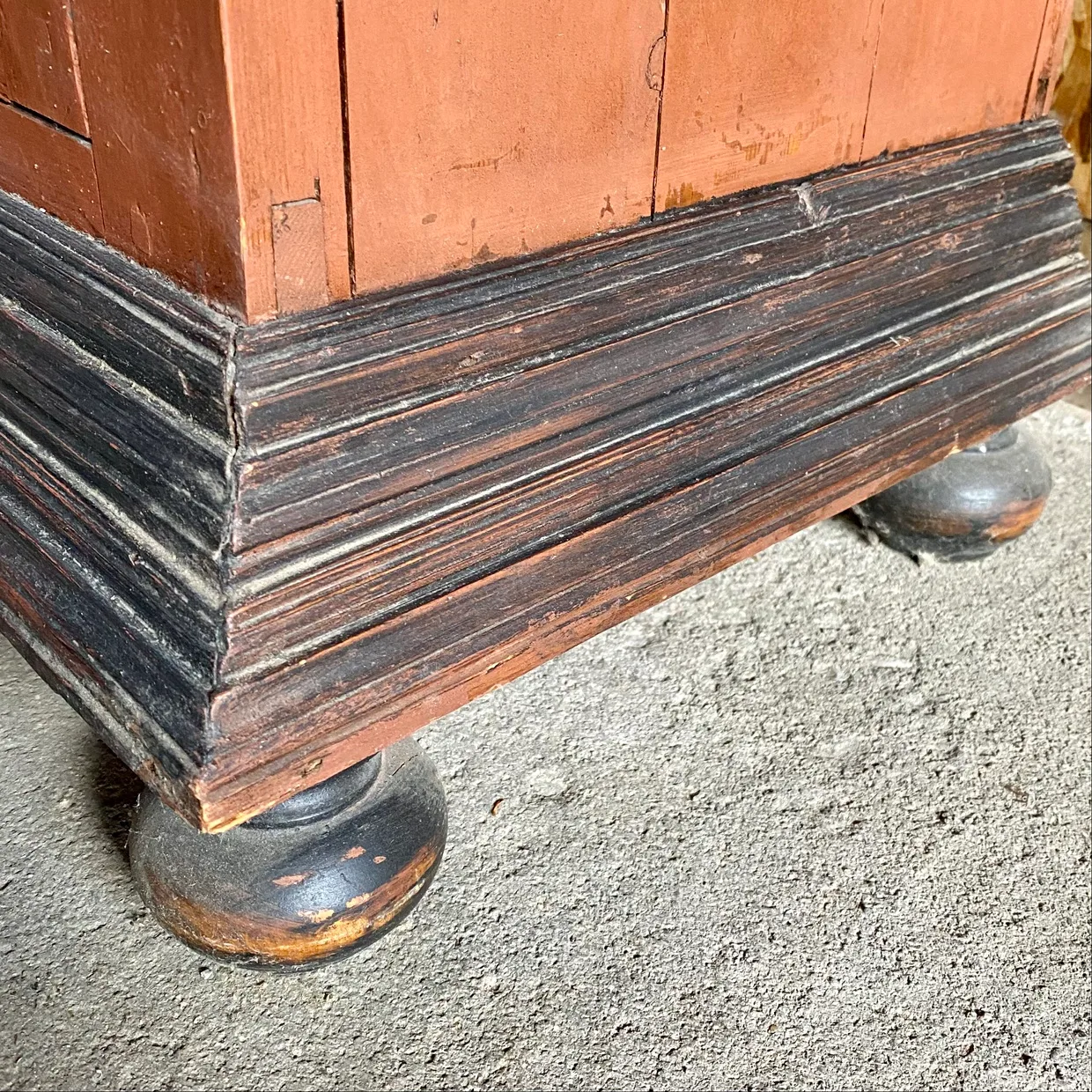 Antique Sideboard Cupboard image indicator(7)