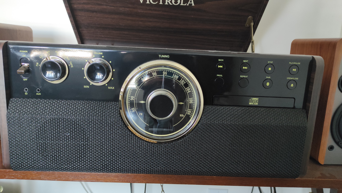 The Victrola 370B 7-in-1 Nostalgic Belt Drive Turntable - photo 2