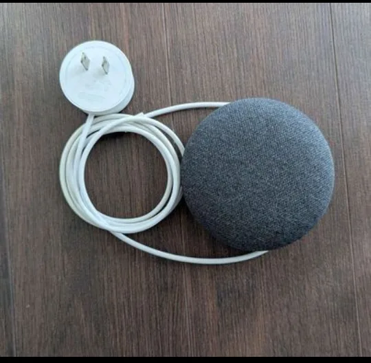 Google Home Mini Smart Speaker thumbnail