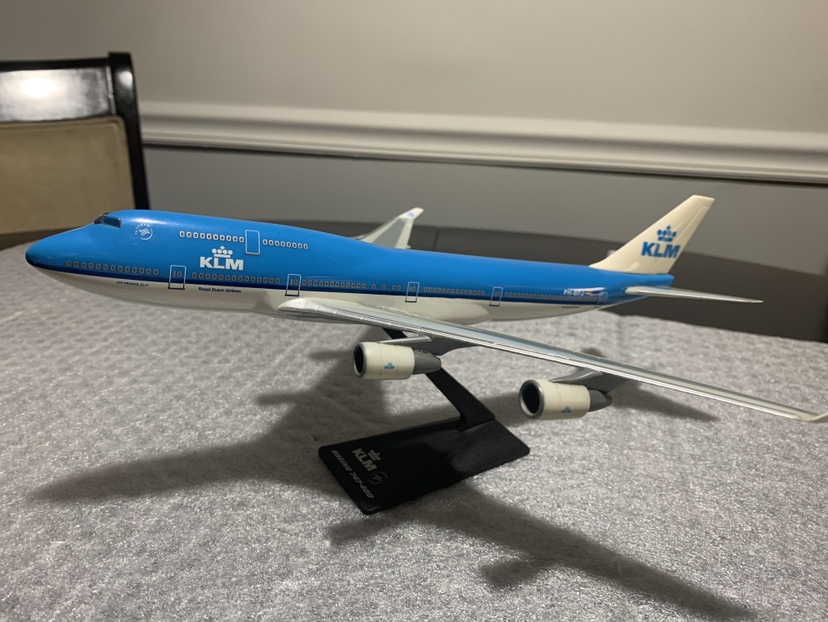 KLM Boeing 747-400 Model Airplane - photo 4