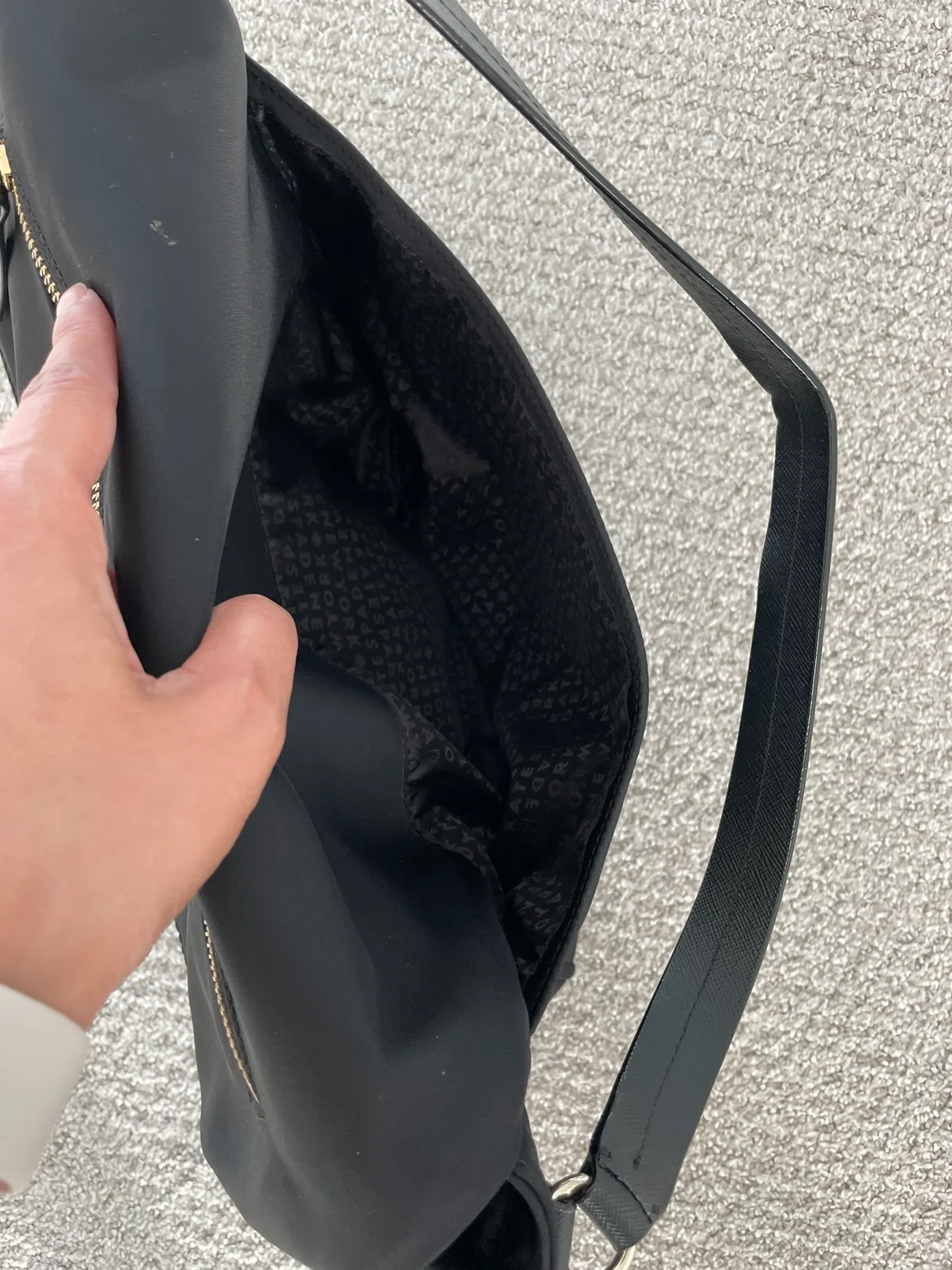 Kate Spade Black Bag image indicator(4)