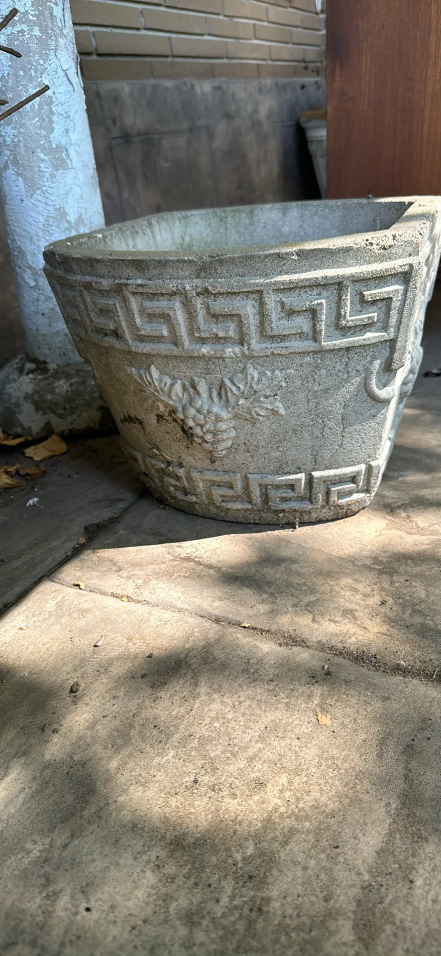 Concrete Planter image indicator(2)