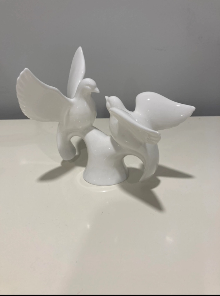 Coalport Moments Peace & Friendship Figurine