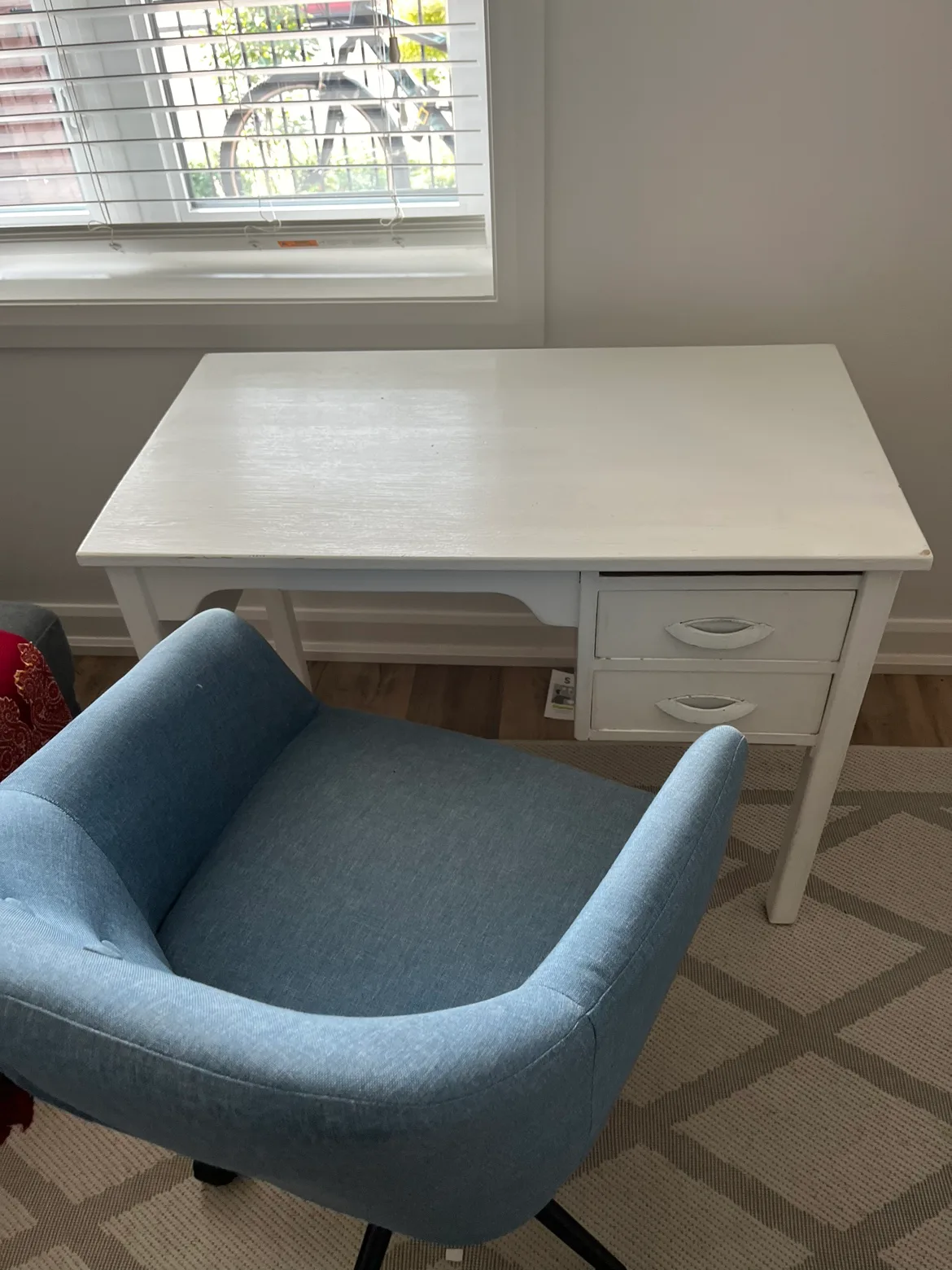 Blue Swivel Office Chair and desk image indicator(2)